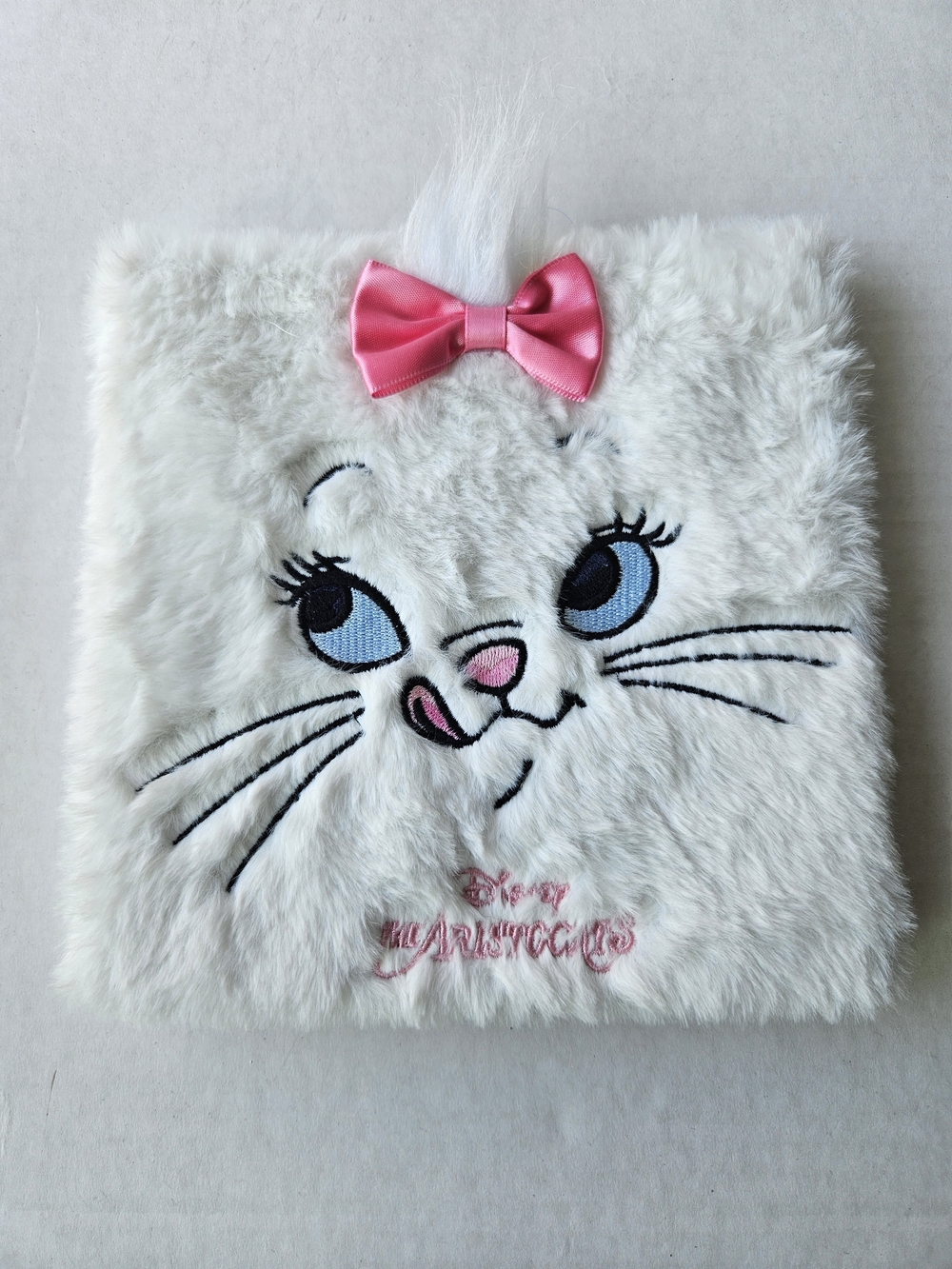 The Aristocats Marie Eyeshadow Palette by Taste Beauty